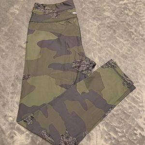 Aerie Camo Leggings